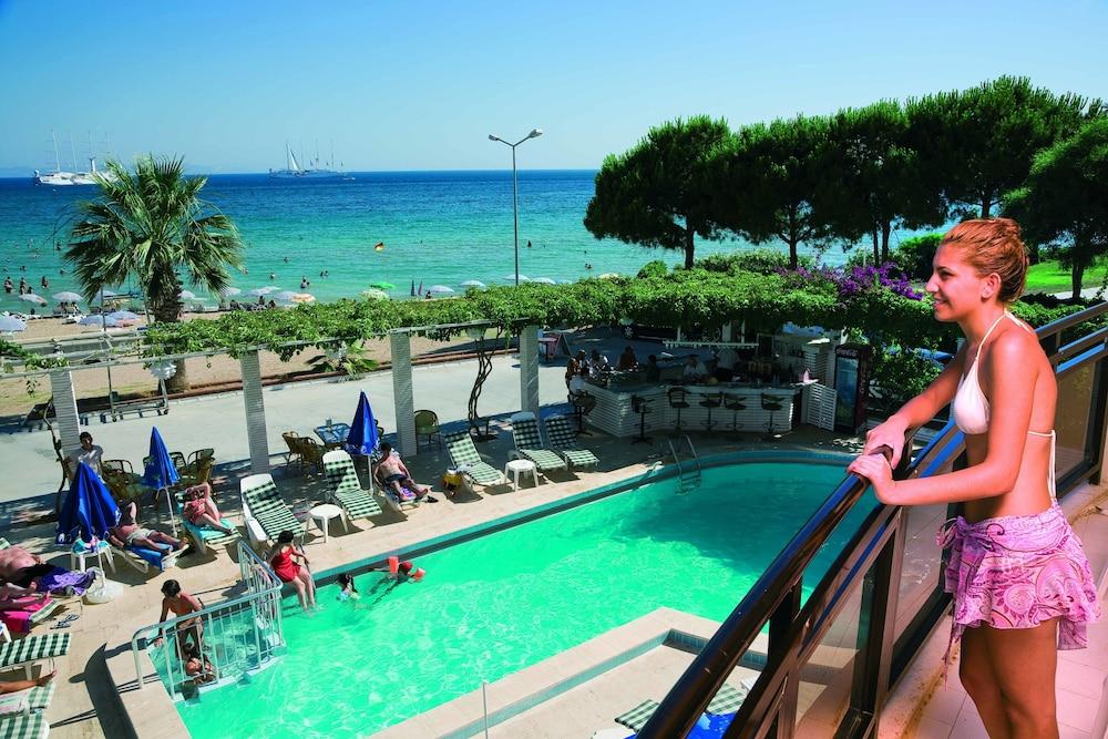 Orion Beach Hotel Дідім Екстер'єр фото